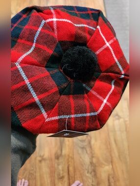 Red Black Plaid Tam O'Shanter Hat with Pom Pom